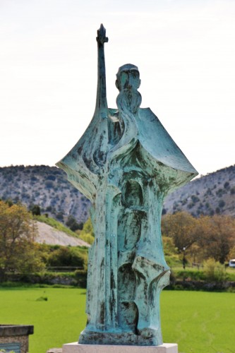 Foto: Estatua del santo - Santo Domingo de Silos (Burgos), España