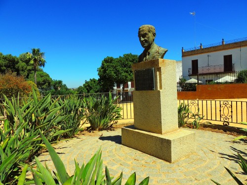 Foto: Busto de Antonio Moreno - La Puebla del Río (Sevilla), España