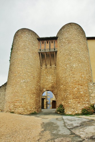 Foto: Puerta de la muralla - Peñacerrada (Urizaharra) (Álava), España