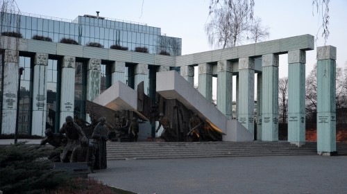 Foto: Monumento a los insurgentes polacos - Varsovia (Masovian Voivodeship), Polonia