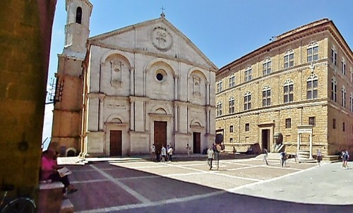 Foto: Plaza Pio II - Pienza (Tuscany), Italia