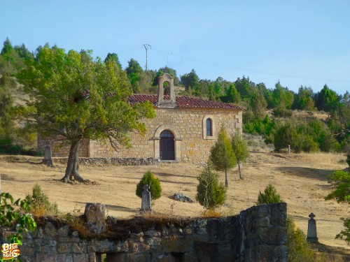 Foto: Ermita de la Virgen del  Camino - Santo Domingo de Silos (Burgos), España