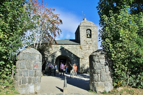 Foto: Iglesia de Santa María - O Cebreiro (Lugo), España
