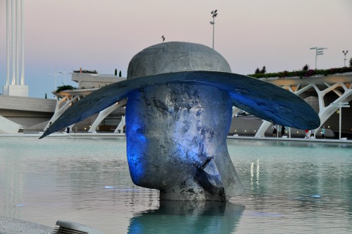 Foto: Escultura de M. Valdes - Valencia (València), España