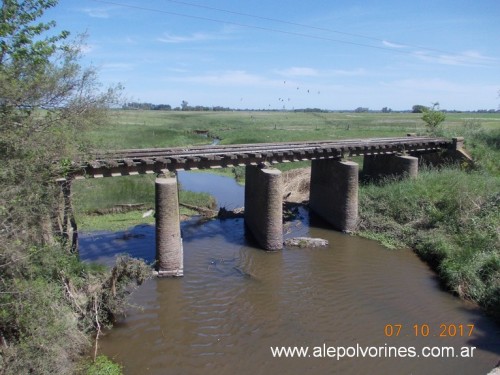 Foto: Cucullu - Puente Ferroviario - Azcuenaga (Buenos Aires), Argentina