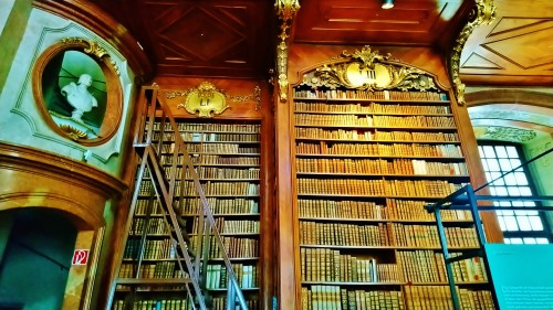 Foto: Prunksaal der Österreichischen Nationalbibliothek - Wien (Vienna), Austria