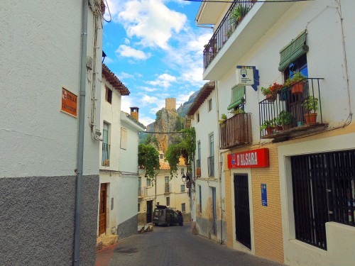 Foto: Calle Arcpo. Gómez Manrique - La Iruela (Jaén), España