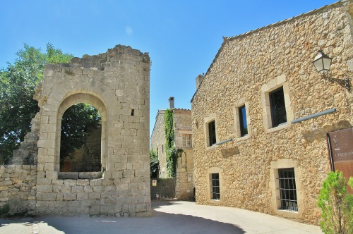 Foto: Centro histórico - Sant Martí d´Empuries (Girona), España