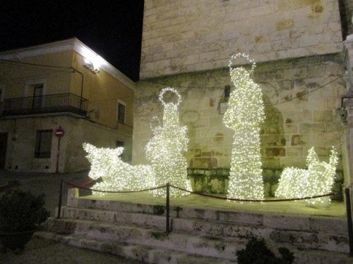 Foto: Nacimiento de luces junto a la iglesia - Móndejar (Castilla La Mancha), España
