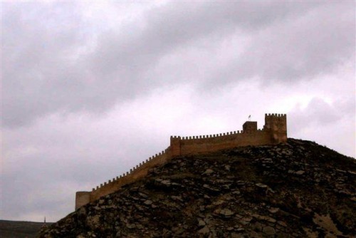 Foto: Muralla que rodea la población - Albarracín (Teruel), España