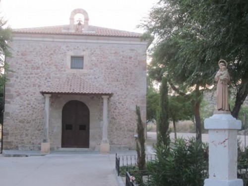 Foto: Ermita e imagen de San Antonio de Padúa - Albares (Guadalajara), España