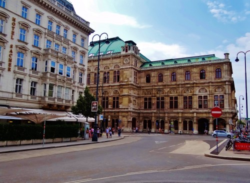 Foto: Hotel Sacher und Wiener Staatsoper - Wien (Vienna), Austria