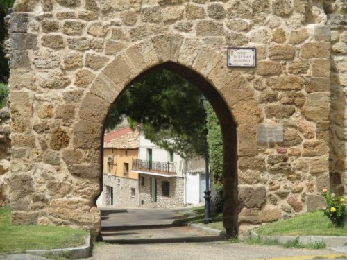 Foto: Puerta de Santa María de la Cabeza - Almonacid de Zorita (Guadalajara), España