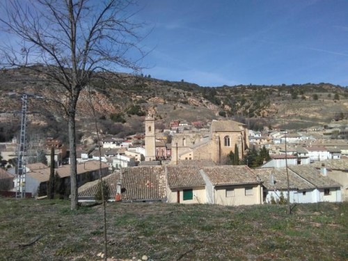 Foto: Vista del pueblo - Tendilla (Guadalajara), España