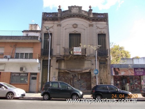 Foto: Edificios de San Martin - San Martin (Buenos Aires), Argentina