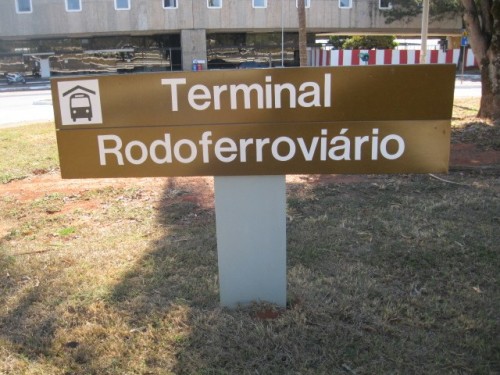 Foto: estación Brasilia; ya sin servicios de pasajeros - Brasilia (Distrito Federal), Brasil