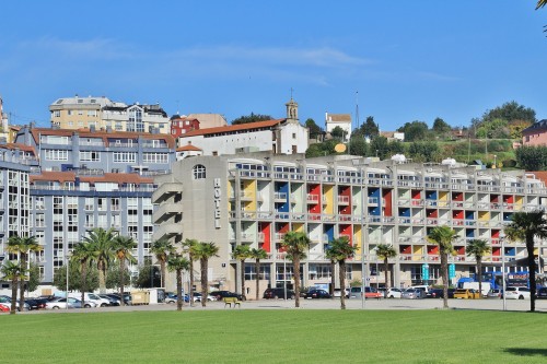 Foto: Vista del pueblo - Sada (A Coruña), España