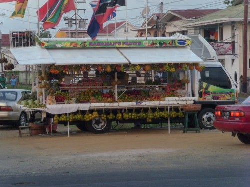 Foto: camión de las frutas - Georgetown, Guyana