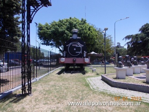 Foto: Caseros - Plaza de la Unidad Nacional - Locomotora - Caseros (Buenos Aires), Argentina