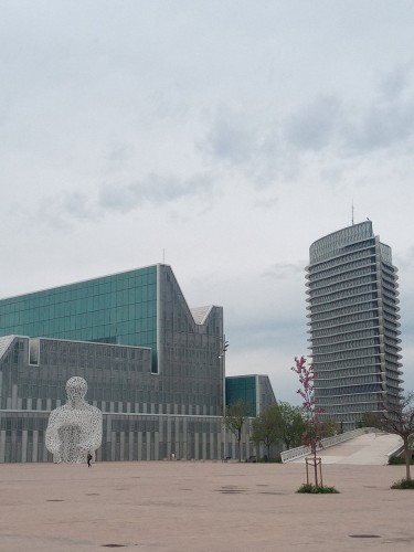 Foto: Edificios que formaron parte de la Expo 2008 - Zaragoza (Aragón), España